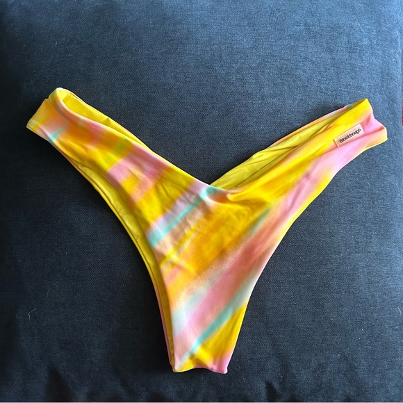 NWOT Blackbough Swim Bikini - Picture 3 of 9